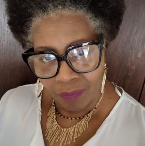 Meet your Posher, Doreen